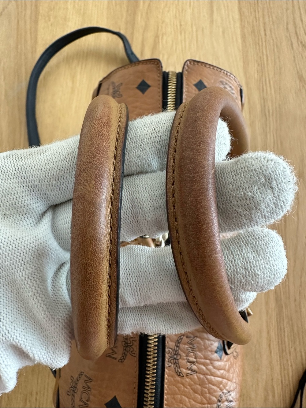 MCM Boston bag with COA - Picture 15 of 16